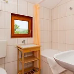 Villa Ivka-omis By Guide *