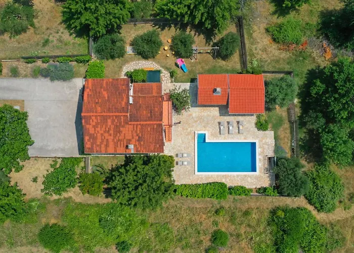 וילה Ivka-omis By Guide